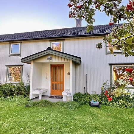 Fredvang Farm House - Lofoten エクステリア 写真
